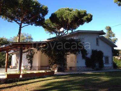 casa indipendente in vendita a Sabaudia
