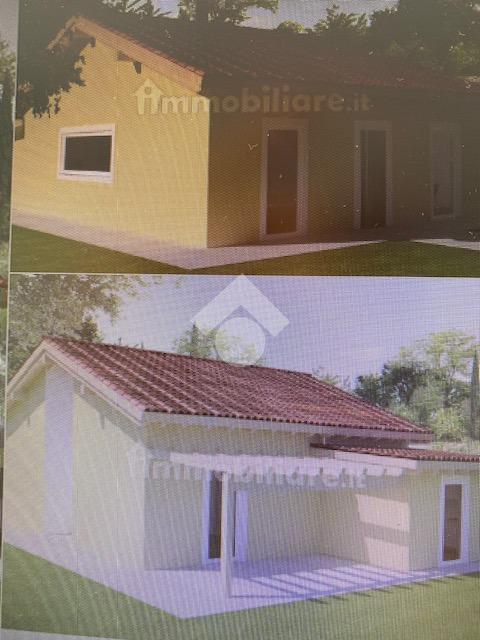 casa indipendente in vendita a Sabaudia