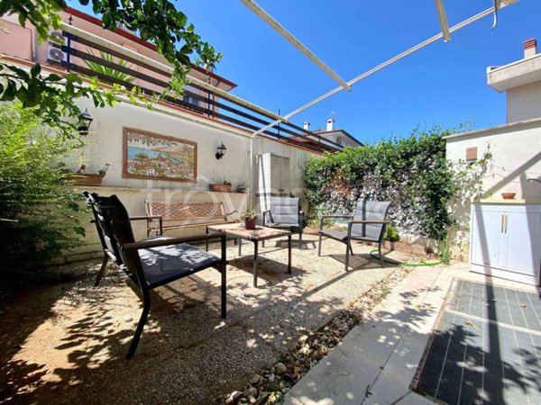 casa indipendente in vendita a Sabaudia