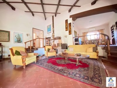 casa indipendente in vendita a Sabaudia