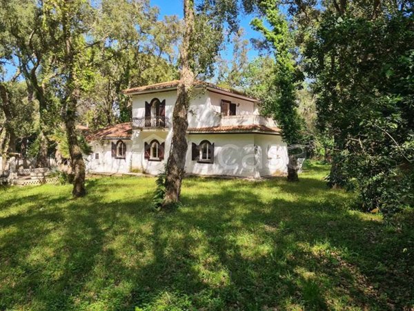 casa indipendente in vendita a Sabaudia in zona Baia d'Argento