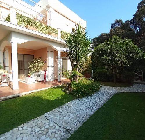 casa indipendente in vendita a Sabaudia