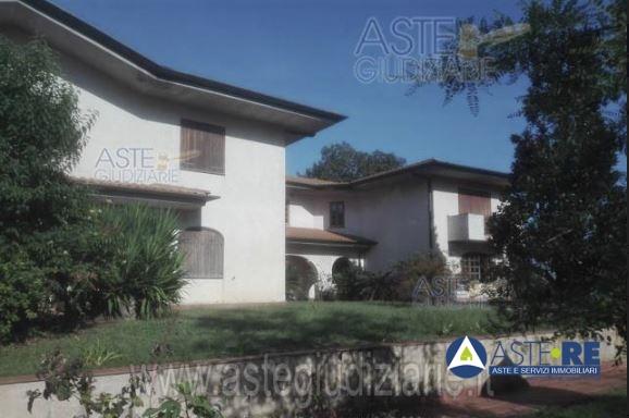 casa indipendente in vendita a Sabaudia