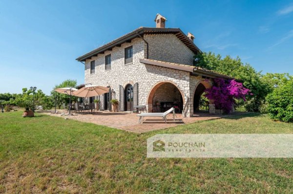casa indipendente in vendita a Sabaudia