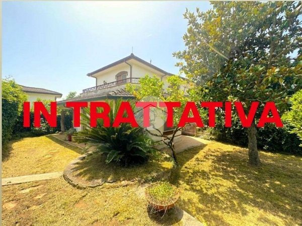 casa indipendente in vendita a Sabaudia