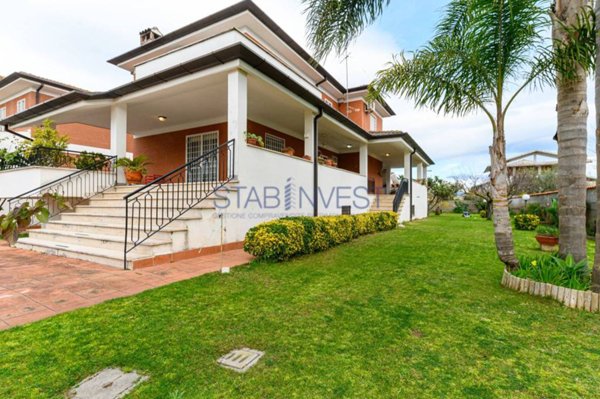 casa indipendente in vendita a Sabaudia