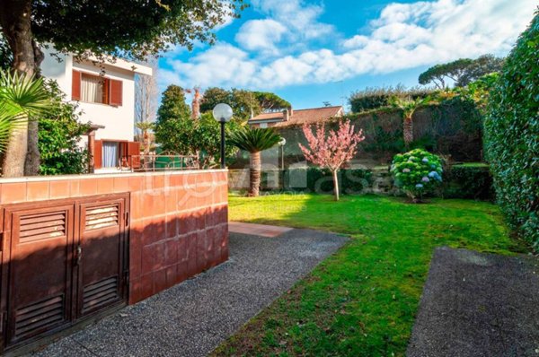 casa indipendente in vendita a Sabaudia