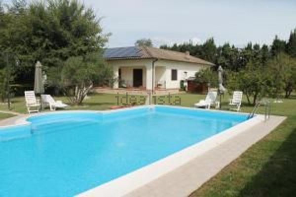 casa indipendente in vendita a Sabaudia