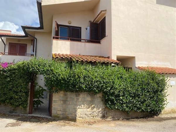 casa indipendente in vendita a Sabaudia