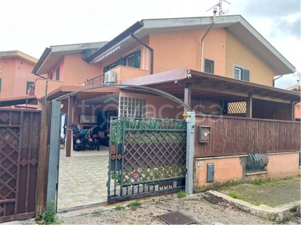 casa indipendente in vendita a Sabaudia