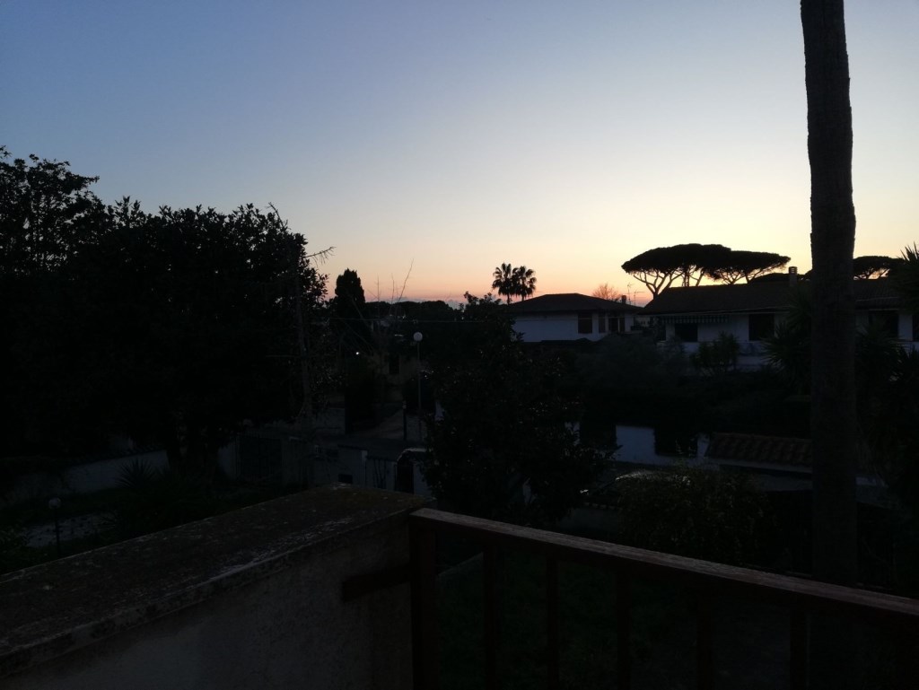 casa indipendente in vendita a Sabaudia