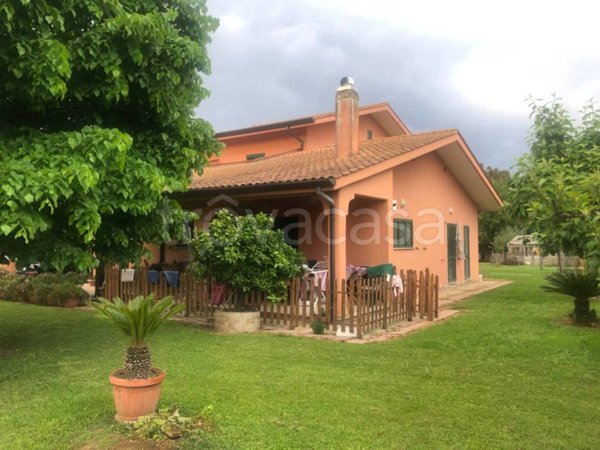 casa indipendente in vendita a Sabaudia