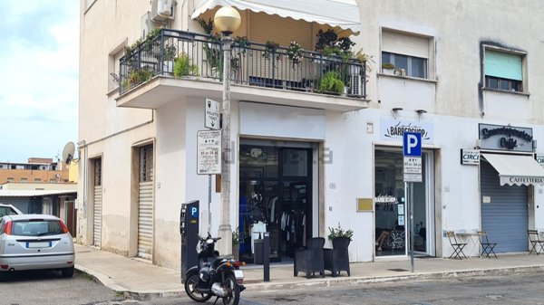locale commerciale in vendita a Sabaudia