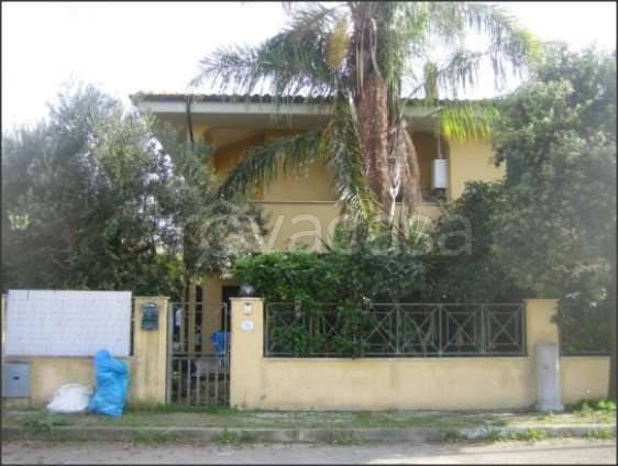 casa indipendente in vendita a Sabaudia