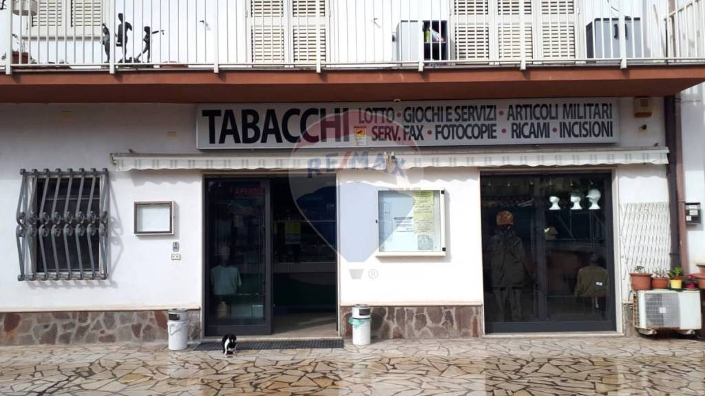 negozio in vendita a Sabaudia