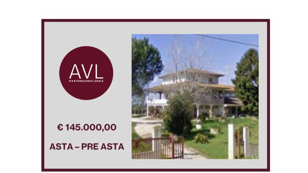 casa indipendente in vendita a Sabaudia