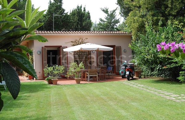 casa indipendente in vendita a Sabaudia