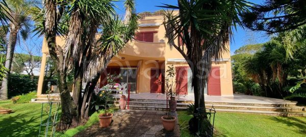 casa indipendente in vendita a Sabaudia