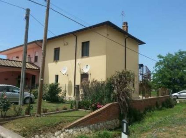casa indipendente in vendita a Sabaudia