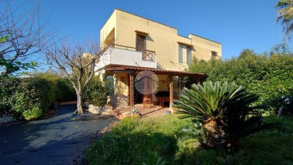 appartamento in vendita a Sabaudia in zona Sacramento