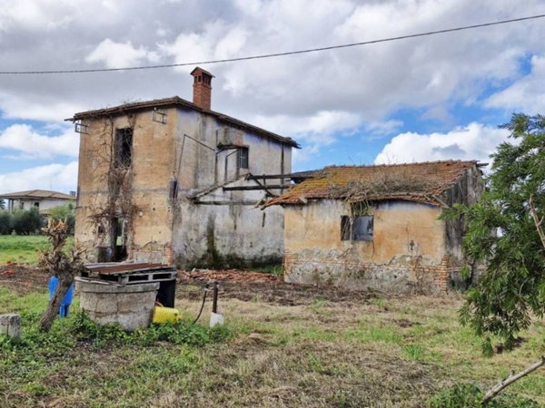casa indipendente in vendita a Sabaudia