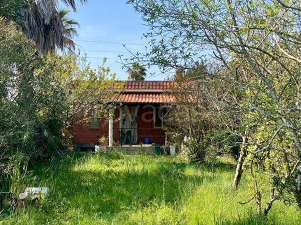 casa indipendente in vendita a Sabaudia in zona Bella Farnia