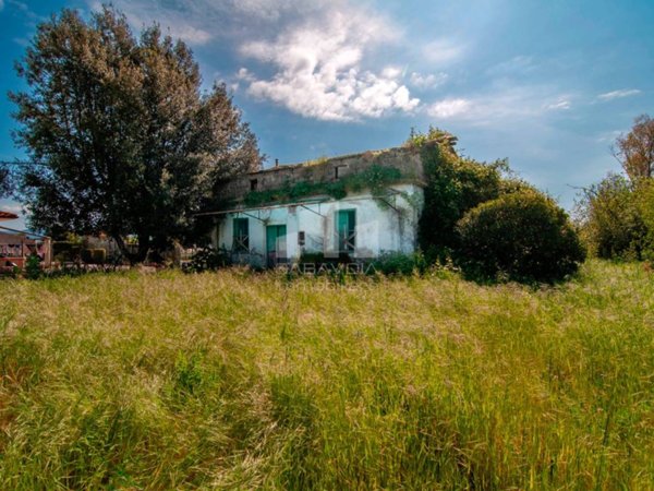 casa indipendente in vendita a Sabaudia