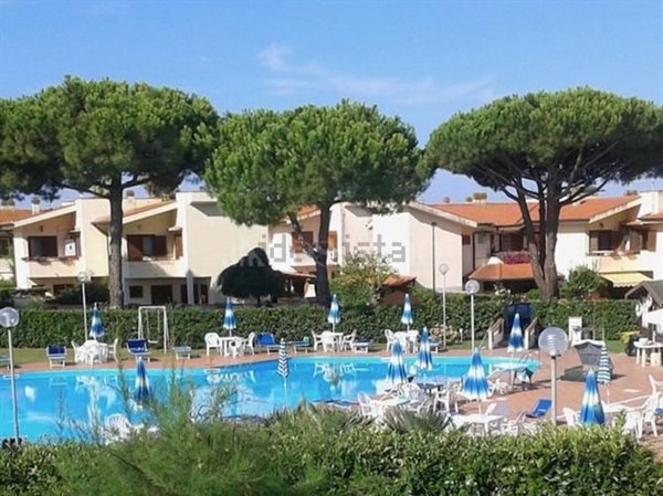 quadrivano in vendita a Sabaudia