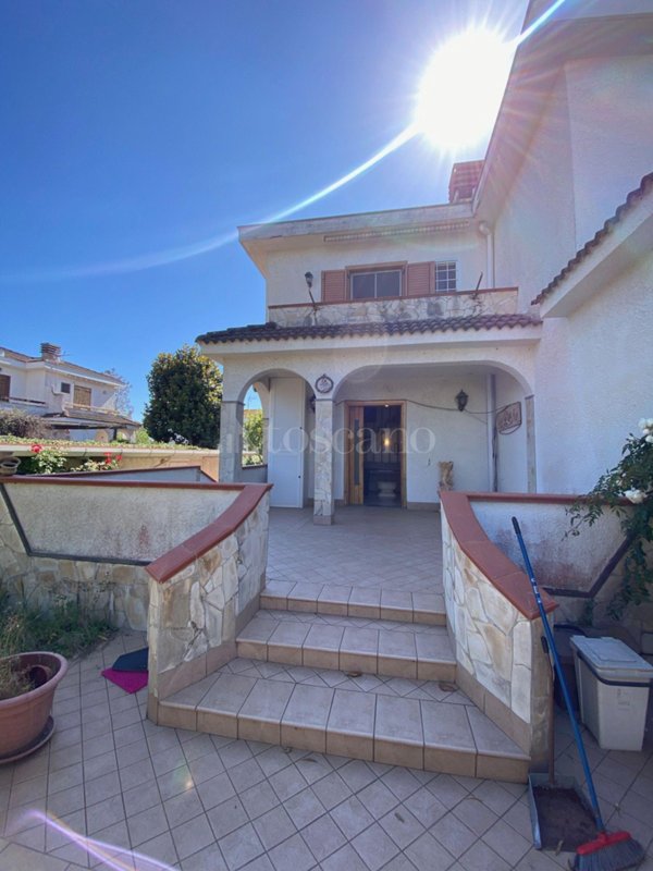 casa indipendente in vendita a Sabaudia