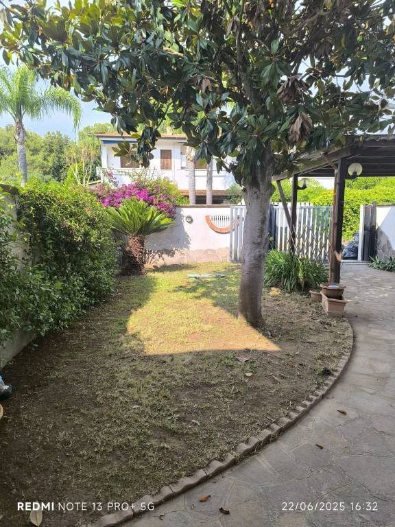 appartamento in vendita a Sabaudia in zona Bella Farnia