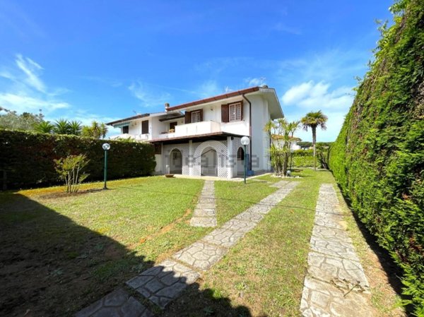appartamento in vendita a Sabaudia in zona Bella Farnia