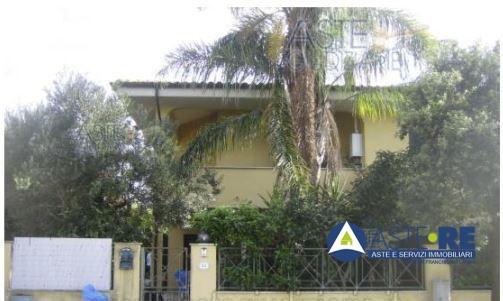 casa indipendente in vendita a Sabaudia