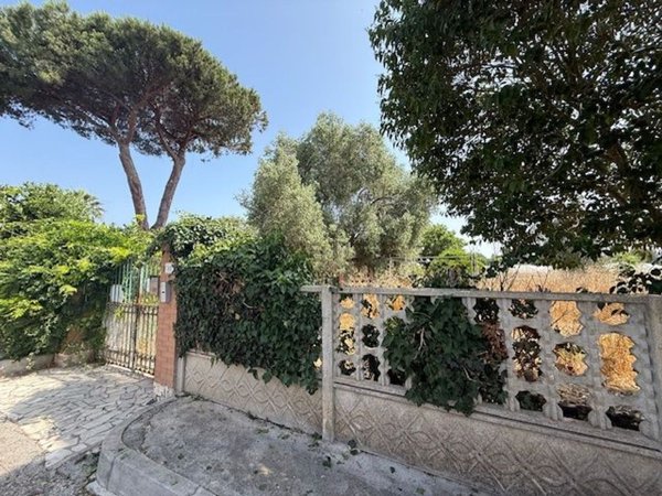 casa indipendente in vendita a Sabaudia
