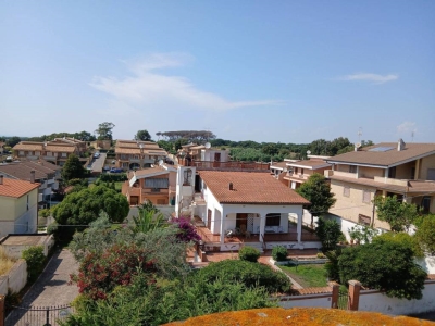 casa indipendente in vendita a Sabaudia