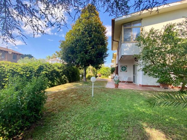 casa indipendente in vendita a Sabaudia