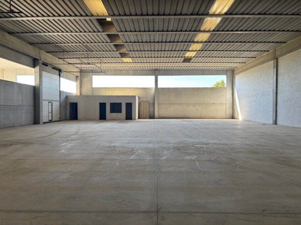 ufficio in vendita a Sabaudia