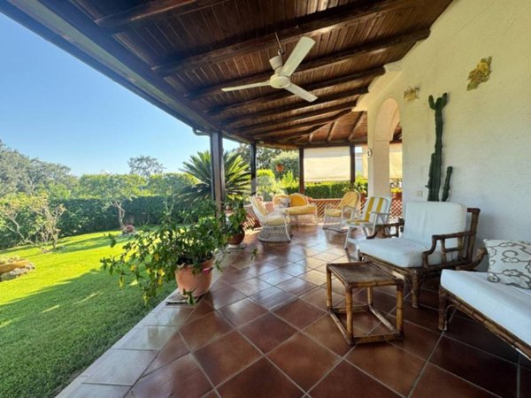 casa indipendente in vendita a Sabaudia