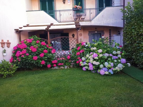 villetta a schiera in vendita a Sabaudia in zona Bella Farnia