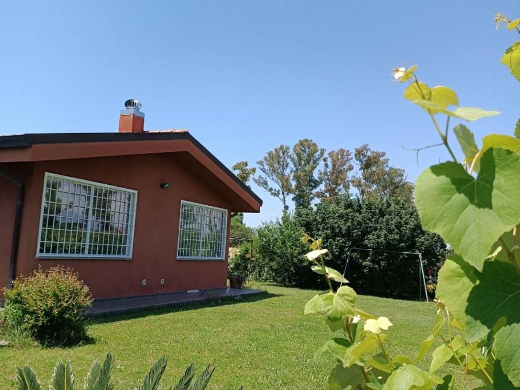 casa indipendente in vendita a Sabaudia