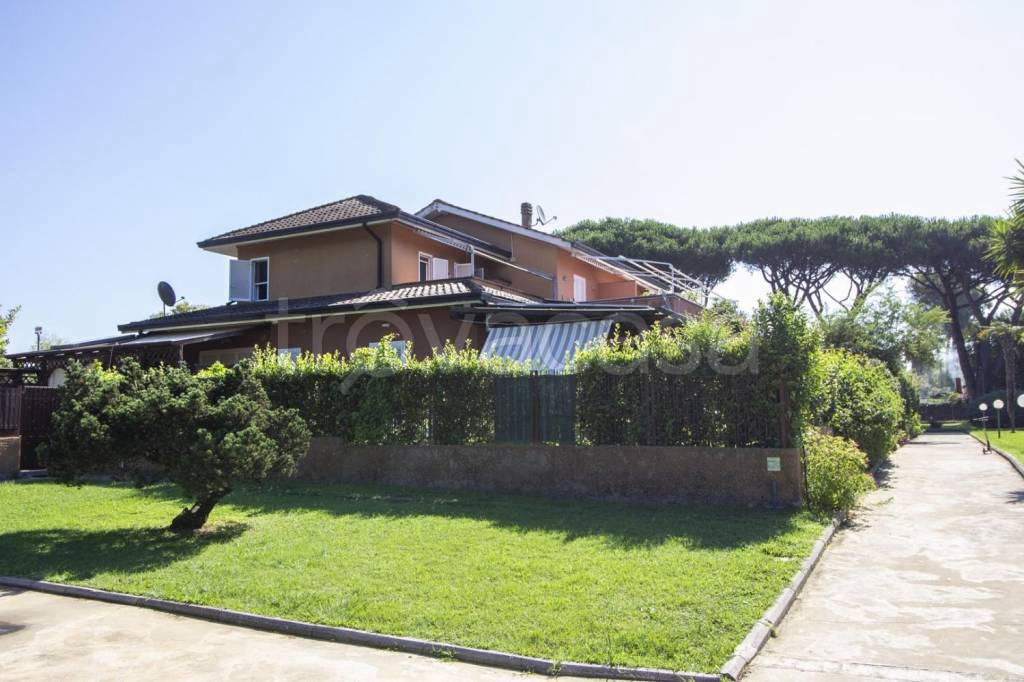 appartamento in vendita a Sabaudia in zona Sant'Andrea