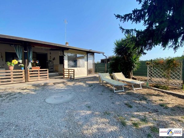 casa indipendente in vendita a Sabaudia