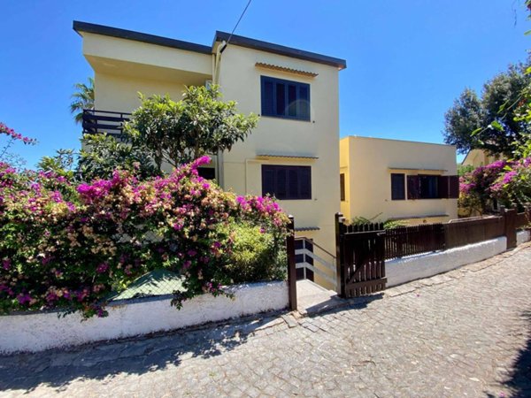 casa indipendente in vendita a Sabaudia