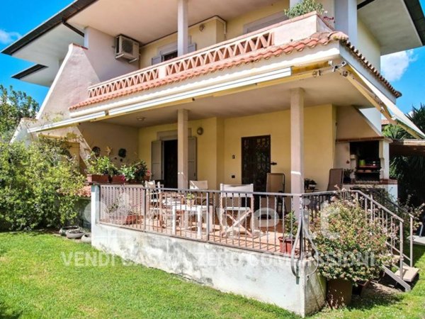 casa indipendente in vendita a Sabaudia