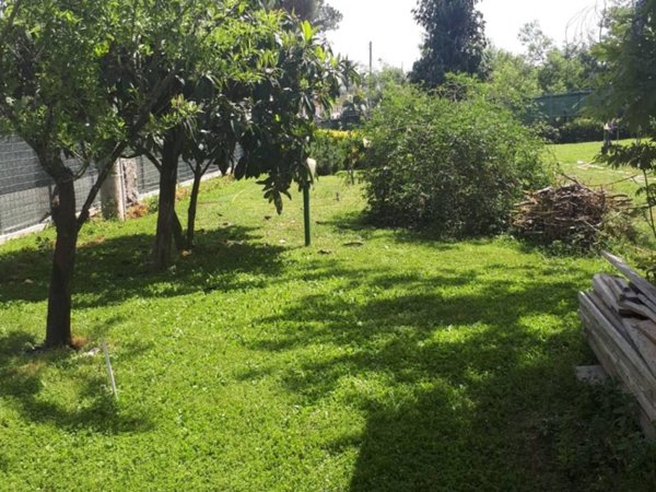 casa indipendente in vendita a Sabaudia