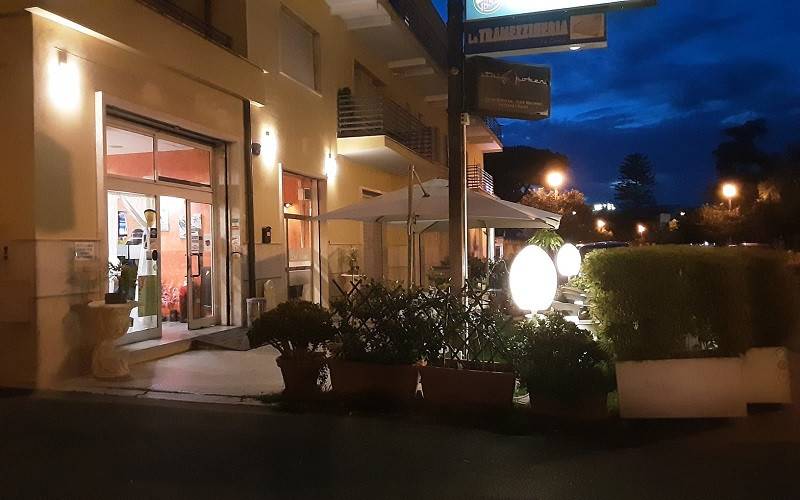 negozio in vendita a Sabaudia