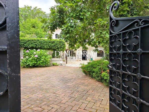 casa indipendente in vendita a Sabaudia in zona Baia d'Argento