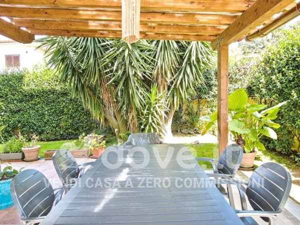 casa indipendente in vendita a Sabaudia