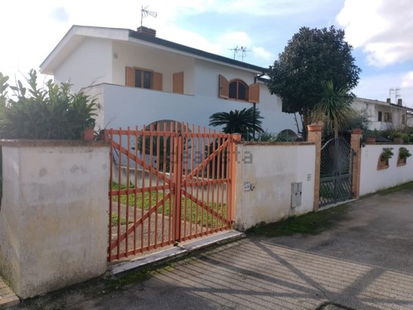 appartamento in vendita a Sabaudia in zona Bella Farnia