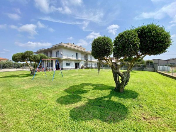 casa indipendente in vendita a Sabaudia