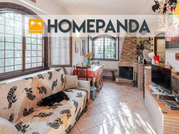 casa indipendente in vendita a Sabaudia in zona Bella Farnia